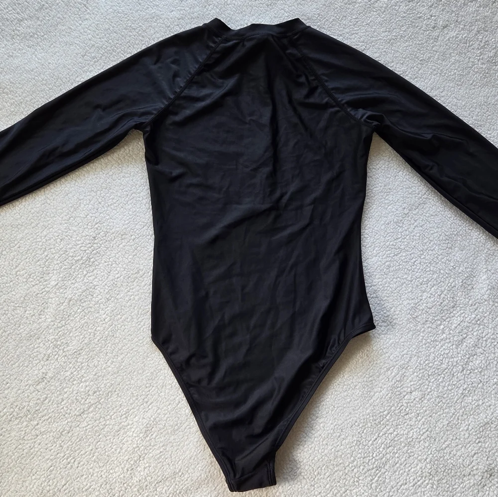 Womens OP swimwear (sz:M) - Picture 2 of 4